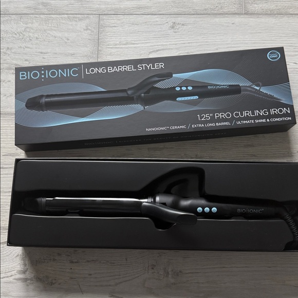 Bio Ionic Black Long Barrel Styler Curling Iron - Picture 2 of 4